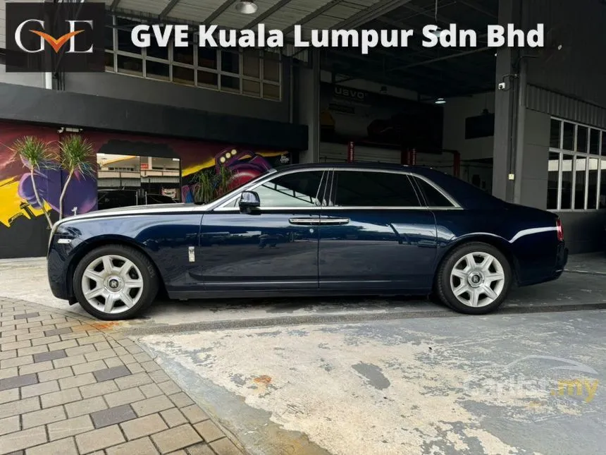 2013 Rolls-Royce Ghost Sedan