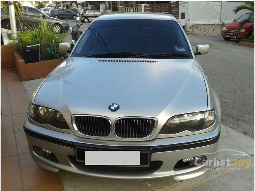 2004 BMW 318i Lifestyle Sedan