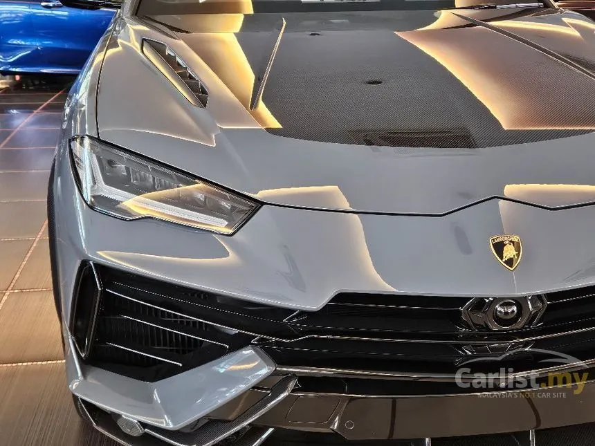 2023 Lamborghini Urus Performante SUV