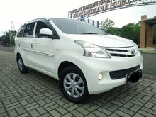 Toyota Avanza 1.3 E 2015 Automatic Like new , white elegant