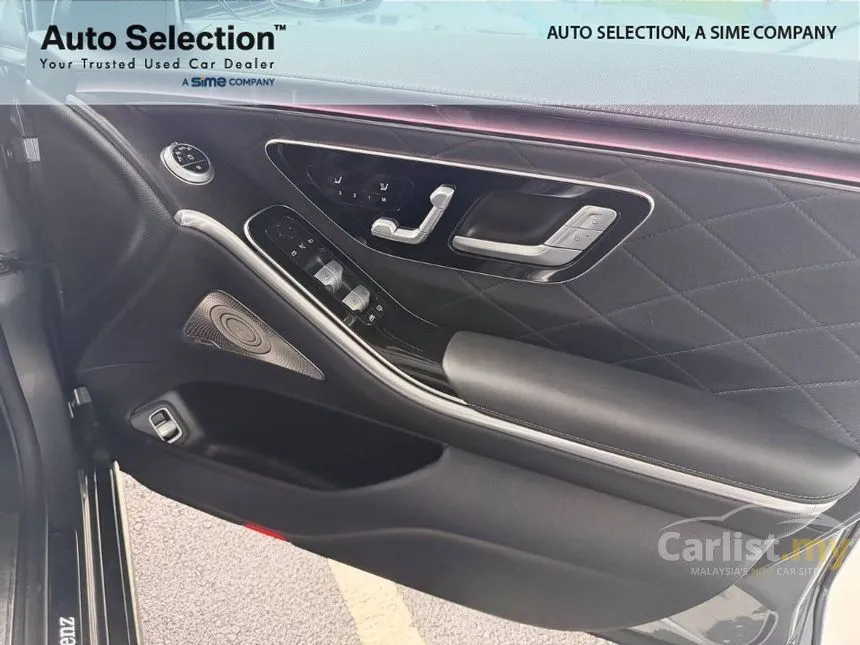 2022 Mercedes-Benz S580e Sedan