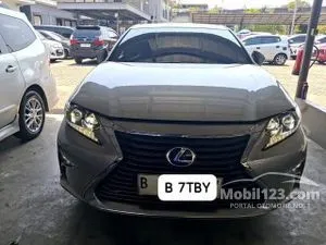 2017 Lexus ES 300h 2.5 V6 Sedan