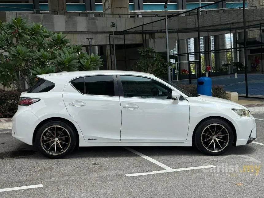2014 Lexus CT 200h F Sport Hatchback