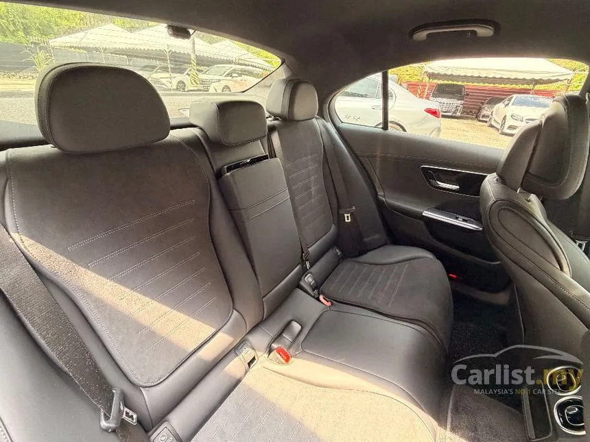 2022 Mercedes-Benz C200 AMG Line Sedan