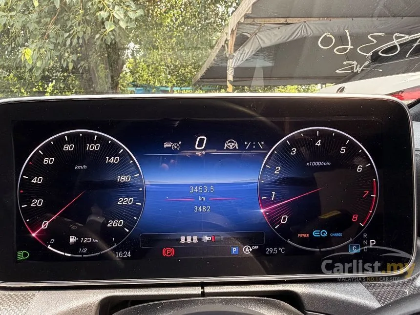 2022 Mercedes-Benz C200 AMG Line Sedan