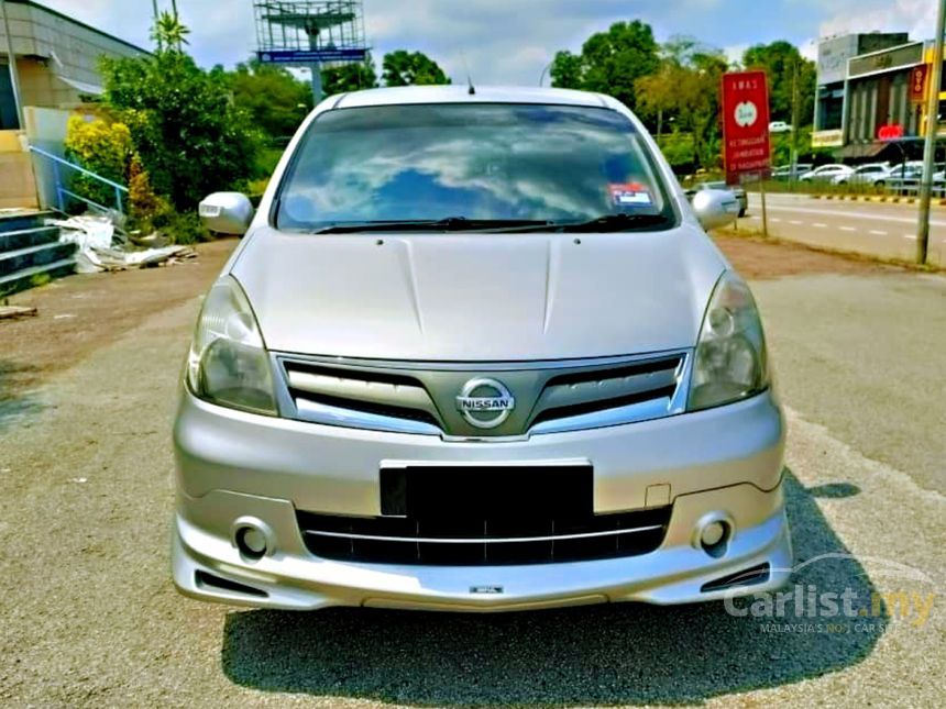 2013 Nissan Grand Livina Comfort MPV
