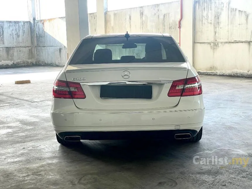 2011 Mercedes-Benz E300 Avantgarde Sedan
