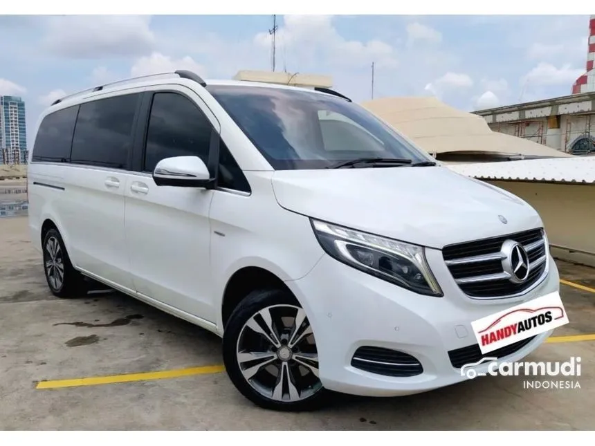 2016 Mercedes-Benz V220 D Van