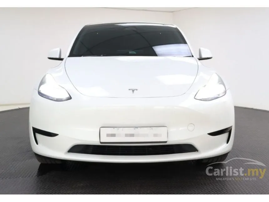 2025 TESLA Model Y Standard Range SUV