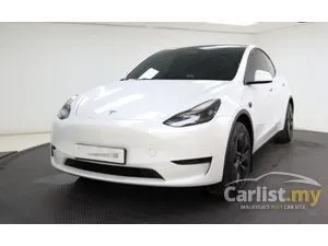 2025 TESLA Model Y Standard Range SUV