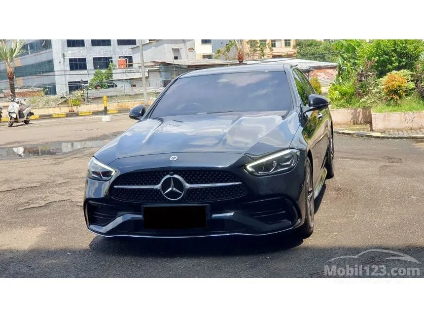 2023 Mercedes-Benz C300 AMG Line Sedan