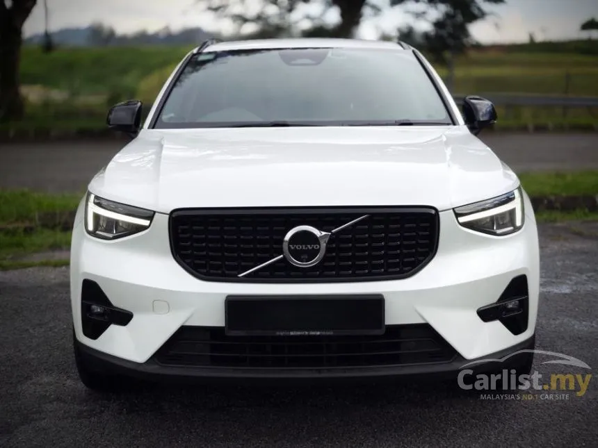 2023 Volvo XC40 B5 Ultimate Mild Hybrid SUV