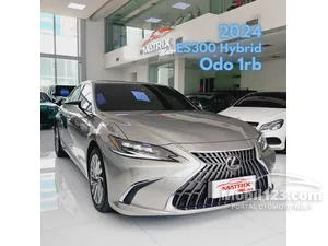 2023 Lexus ES 300h 2.5 Ultra Luxury Sedan
