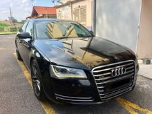 2010 Audi A8 3.0 L TFSI Quattro Sedan