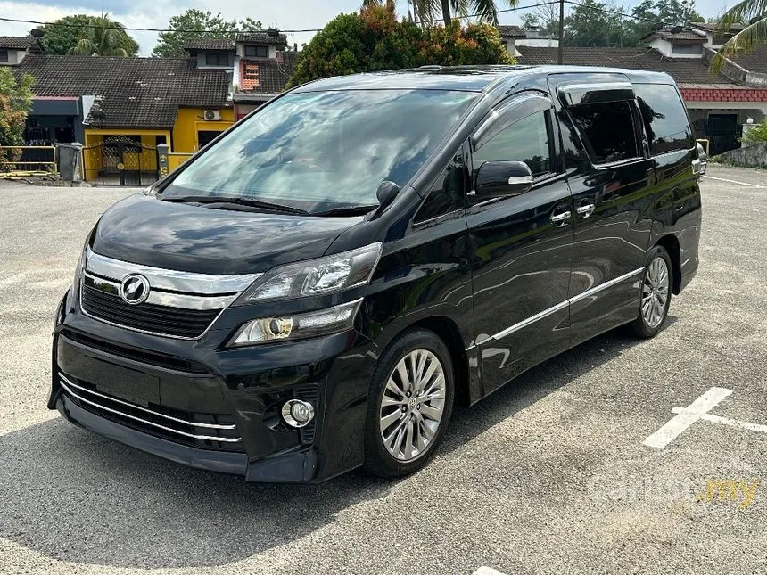 2013 Toyota Vellfire Z Golden Eyes MPV