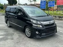 2013/2017 Toyota Vellfire 2.4 Z Golden Eyes FACELIFT , ALPINE Roof Monitor , Sun Roof Mood Roof , Power Boot , 2-Power Door