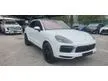 Recon 2019 Porsche Cayenne 3.0 Coupe.UK Spec.Sport Chrono Package,PDLS +,Panaromic Roof,360 Surround View Cam (4 CAM),Privacy Glass,Full Leather Interior. - Cars for sale