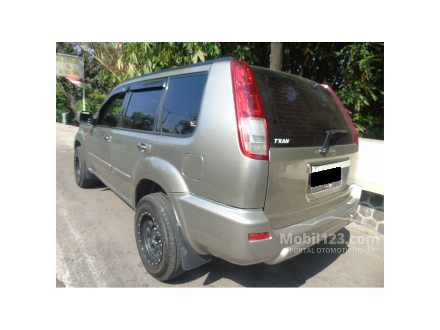 Jual Mobil  Nissan  X Trail 2004 XT 2 5 di Jawa Timur 