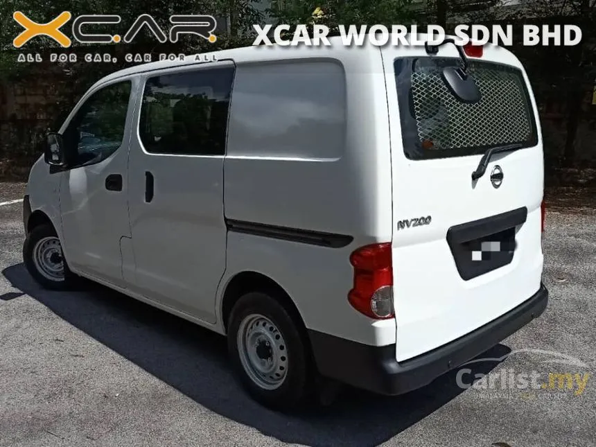 2016 Nissan NV200 Semi Panel Van