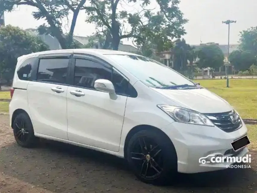 Jual Mobil Honda Freed 2013 E 1.5 di Banten Automatic MPV Putih Rp 149.000.000