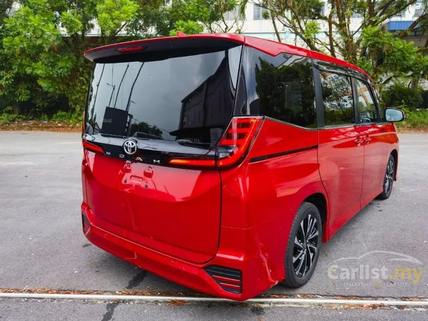 2022 Toyota Noah S-Z MPV