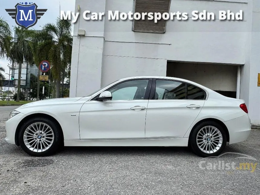 2013 BMW 320i Luxury Line Sedan