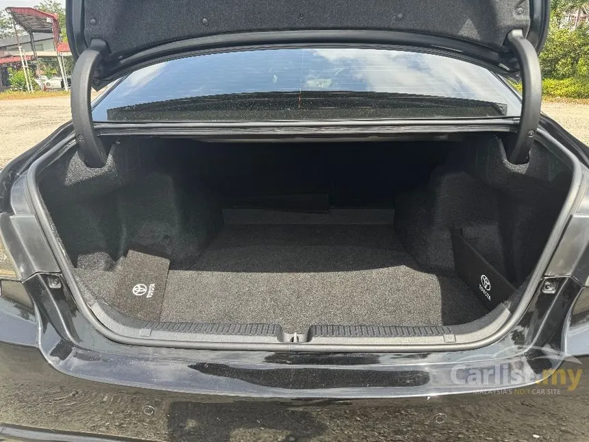 2012 Toyota Mark X 250G Sedan