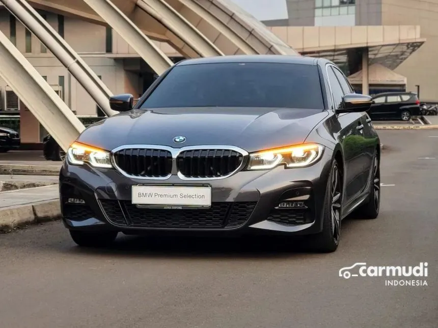 2021 BMW 330i M Sport Sedan