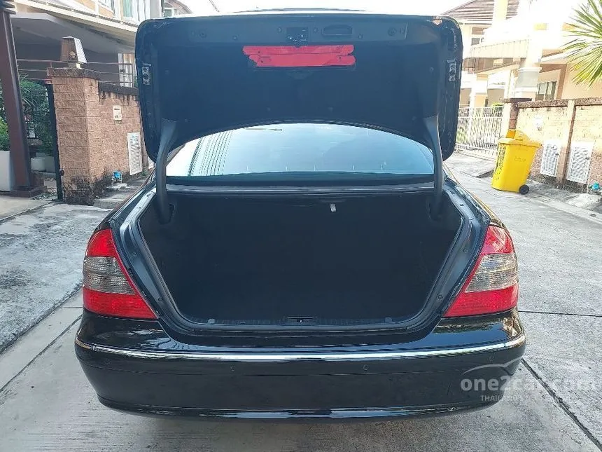 2008 Mercedes-Benz E200 NGT Sedan