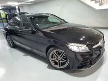 Recon 2021 Mercedes-Benz C200 1.5 Laureus AMG Line Sedan / GRADE 4.5A / 20K MILEAGE / REVERSE CAMERA / HUD / POWER BOOT / RADAR SAFETY / AIR MATIC