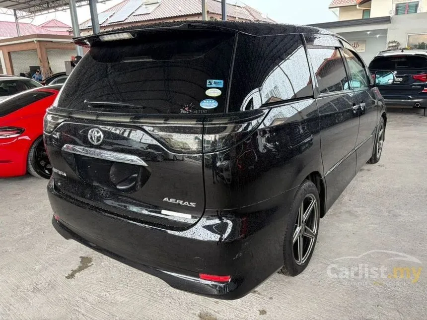 2010 Toyota Estima Aeras MPV