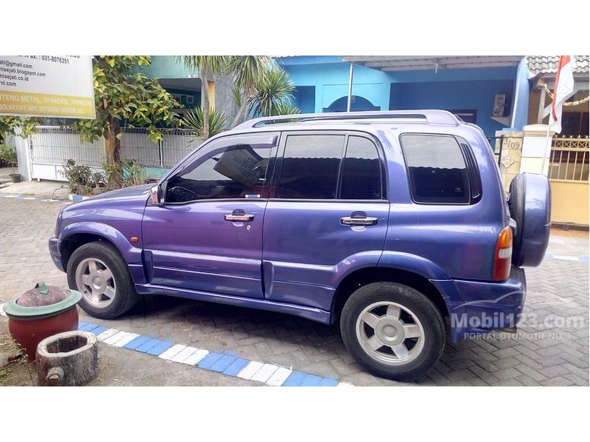 Jual Mobil Suzuki Escudo 2001 SQ 2.0 di Jawa Timur Manual Jual Mobil Suzuki Escudo 2001 SQ 2.0 di Jawa Timur Manual