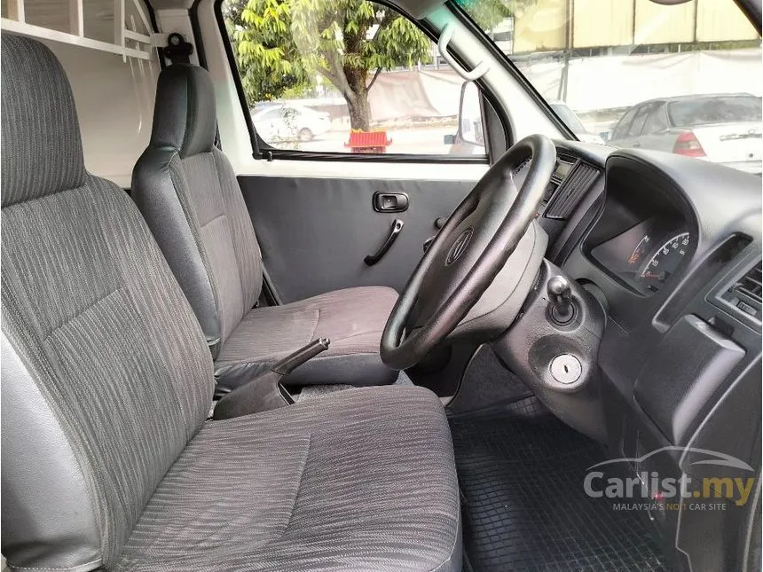 2017 Daihatsu Gran Max Panel Van