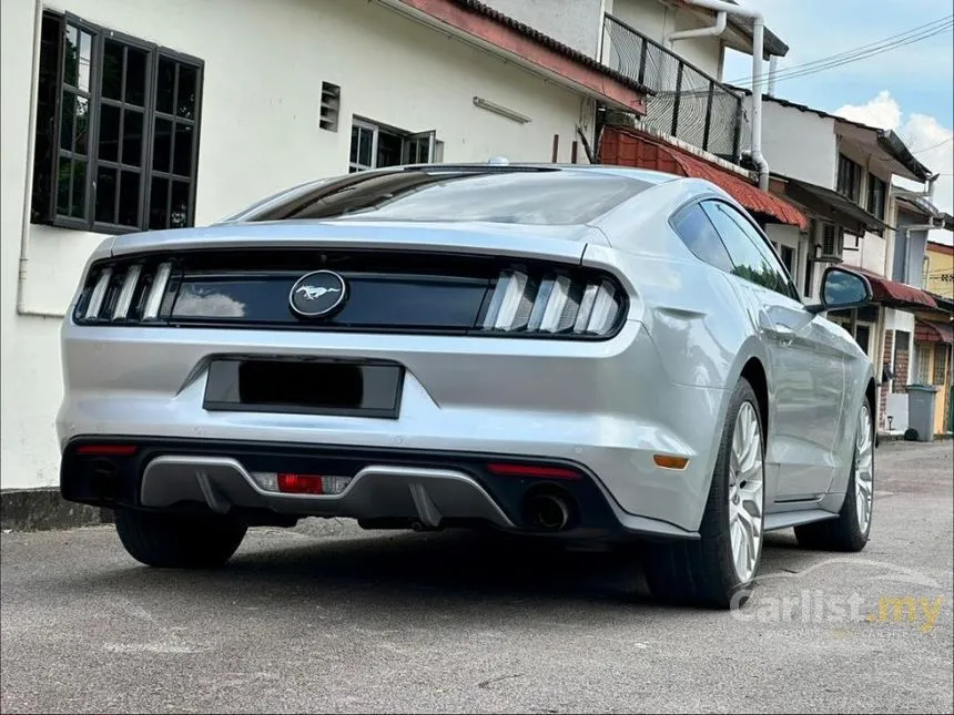 2017 Ford MUSTANG EcoBoost Coupe