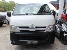 2011 Toyota Hiace 2.5 Window Van (M)