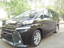 2017 Toyota Vellfire 2.5 Z Golden Eyes *** Monitor *** 2 year Warranty*** Good Condition