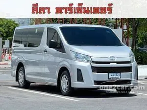 2022 Toyota HIACE 2.8 GL Van