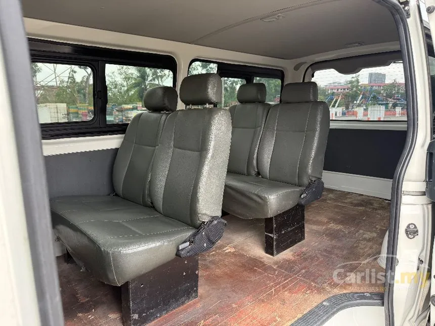 2022 Toyota Hiace Window Van Van