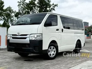 2022 Toyota Hiace 2.5 Window Van Van