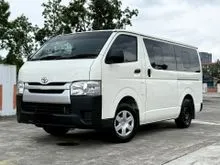 2022 Toyota Hiace 2.5 Window Van Van