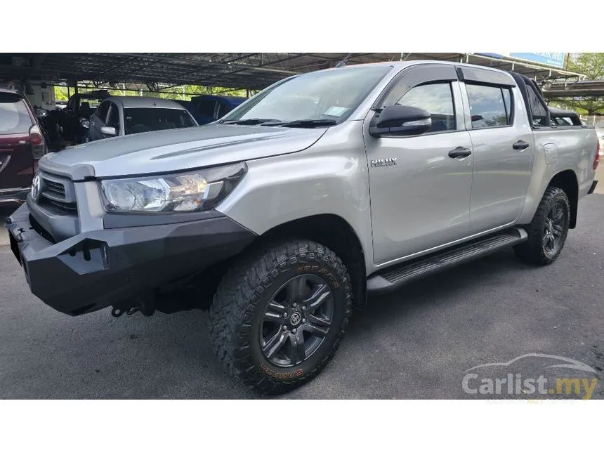 2023 Toyota Hilux E Dual Cab Pickup
