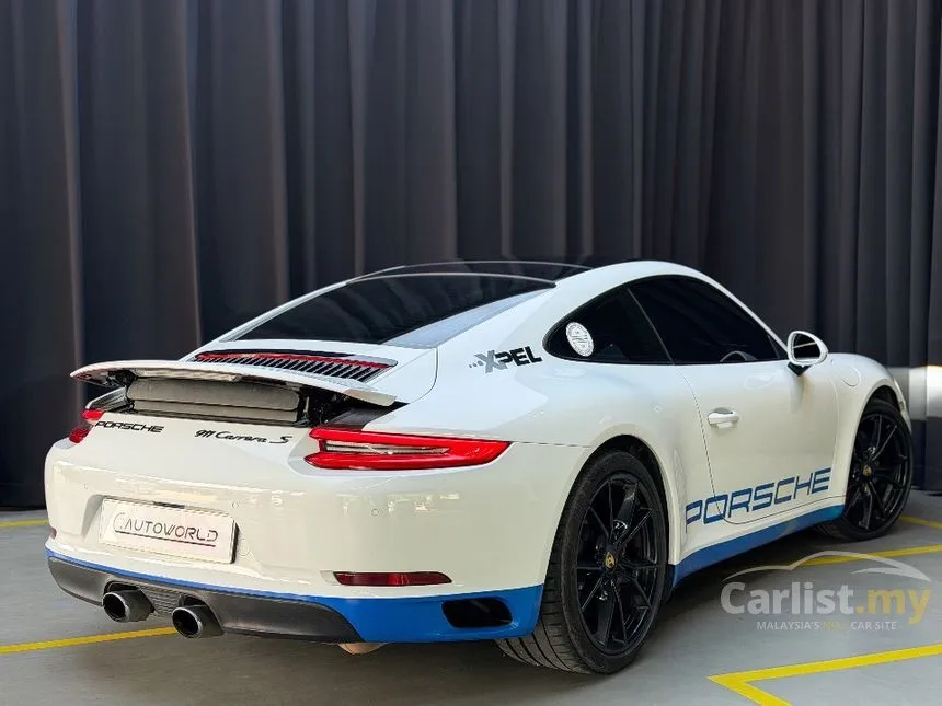 2017 Porsche 911 Carrera S Coupe
