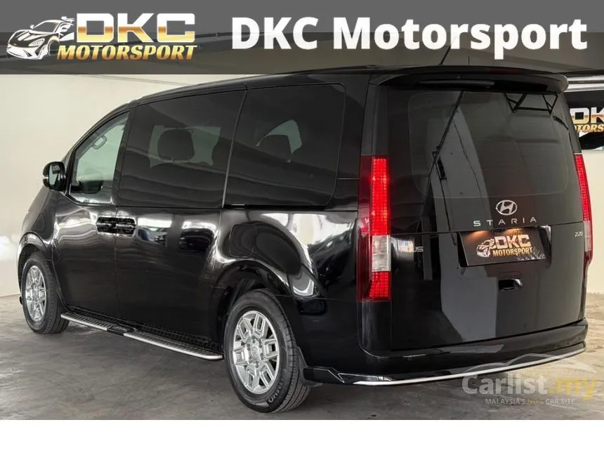 2023 Hyundai Staria Premium MPV
