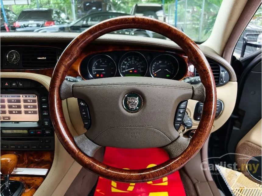 2008 Jaguar XJ8 Sovereign Sedan