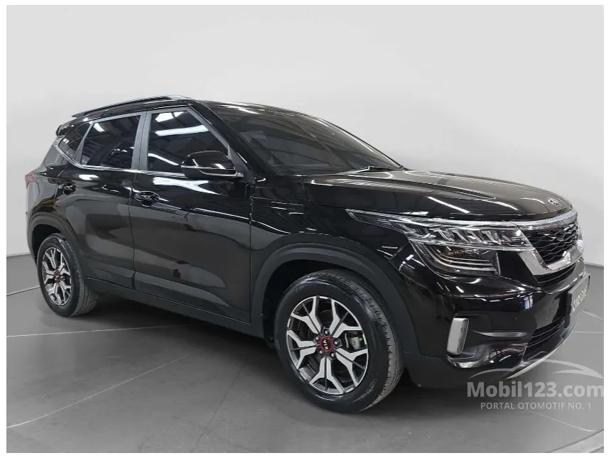 2021 KIA Seltos EX+ SUV