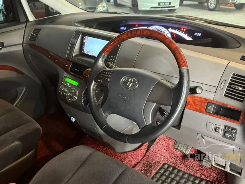 2011 Toyota Estima Aeras MPV
