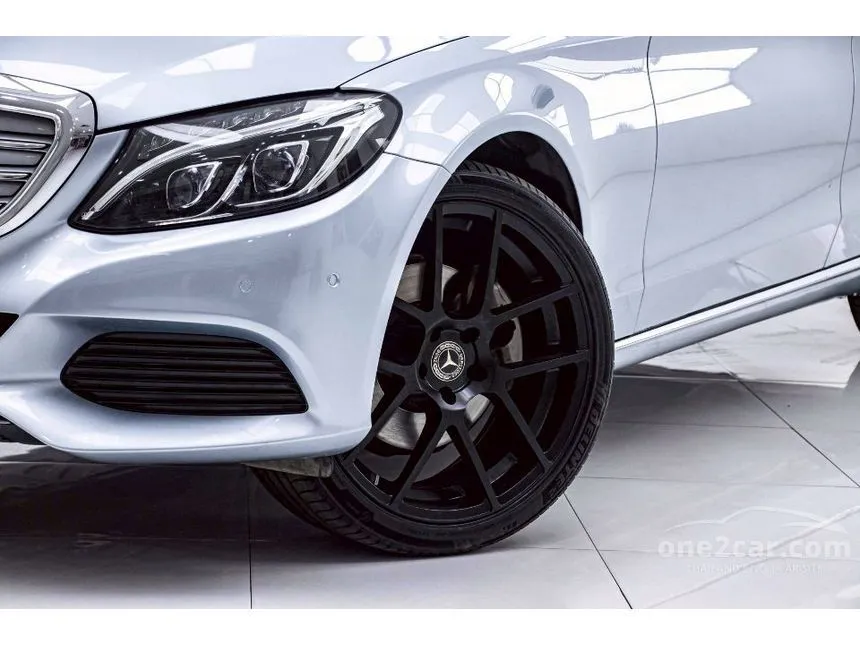 2017 Mercedes-Benz C300 Blue TEC Hybrid Exclusive Sedan