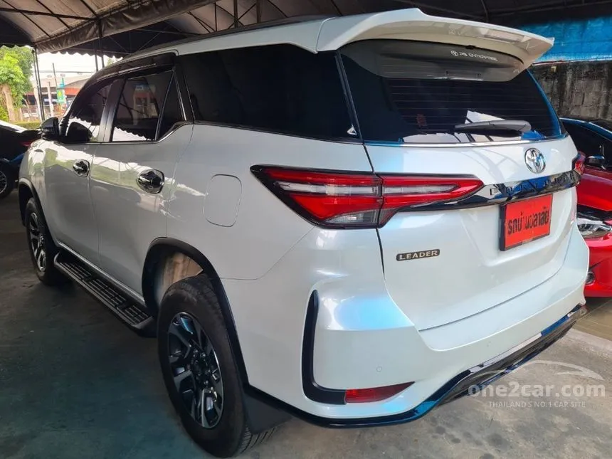 2023 Toyota FORTUNER Leader V SUV