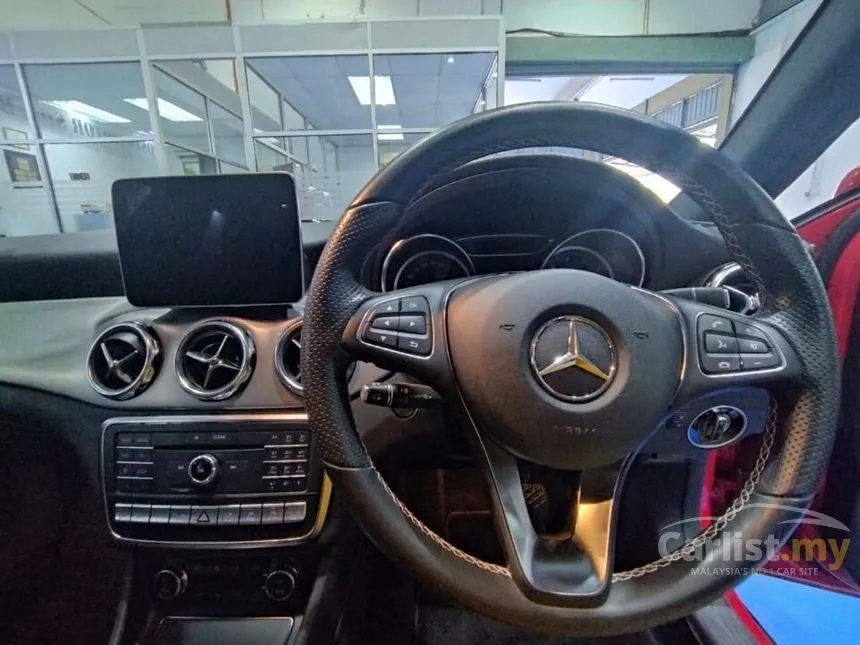 2018 Mercedes-Benz GLA250 4MATIC AMG SUV