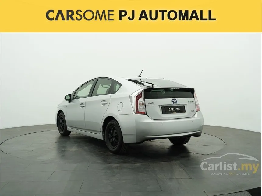 2013 Toyota Prius Luxury Hatchback